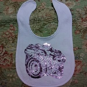 Camera baby bib‎